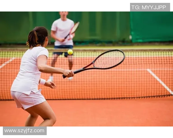 广州网球队的意识提升与发展探讨聚焦网球运动的未来与挑战 广州网球队的意识提升与发展探讨聚焦网球运动的未来与挑战