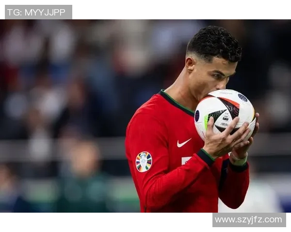 现役足球明星排行榜前30名球员的精彩表现与成就分析 现役足球明星排行榜前30名球员的精彩表现与成就分析