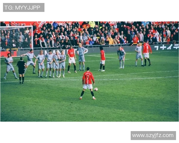 足球巨星归乡参军展现爱国情怀与责任担当的感人故事 足球巨星归乡参军展现爱国情怀与责任担当的感人故事