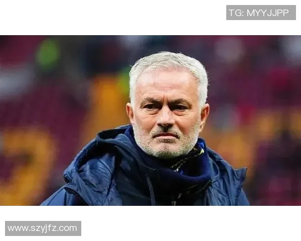 超级帅哥足球明星究竟是谁引发了众多球迷的热议与关注 超级帅哥足球明星究竟是谁引发了众多球迷的热议与关注